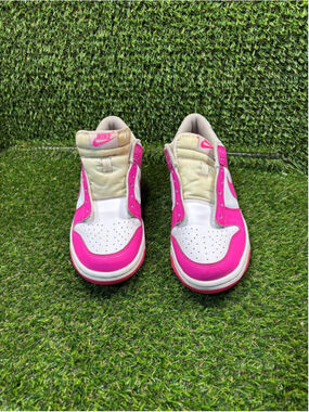 Girls Nike Dunk Low Sneakers White and Pink Size 7 (Big Girl) #1047